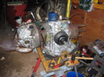 Om-pakning av GS-motor til Helge MS i en nattlig session rett f�r franske bilers dag p� Bl�farveverket