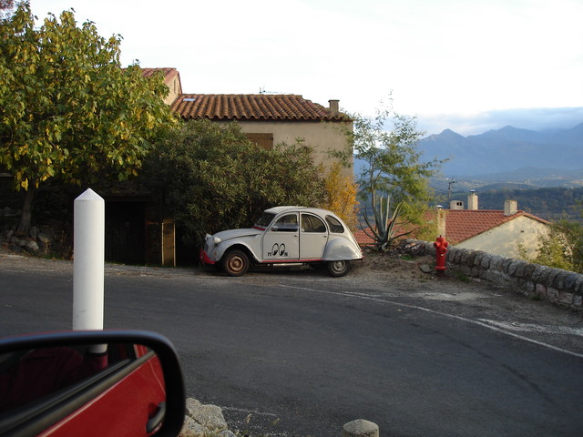 Prades-nov06 (9).jpg
Bruks-2VC med side-pipes