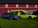 78 GTI'n ut p� tunet for � hilse velkommen