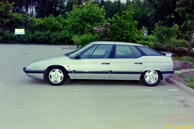 Min gamla fina XM V6 -93
Den �r numera s�ld och ej kvar i mina �gor.